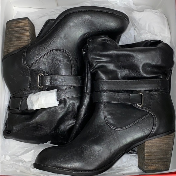 Boots - Picture 1 of 4